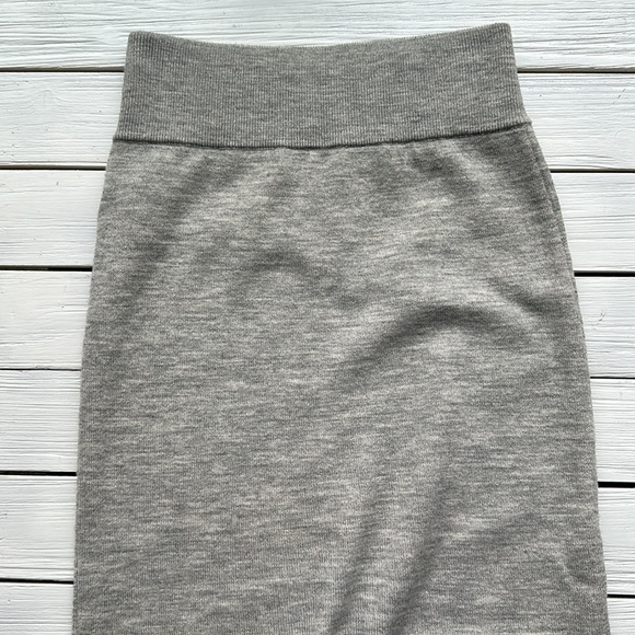 Wilfred Wool Blend Skirt Grey Made in Italy sz Medium - Picture 3 of 5